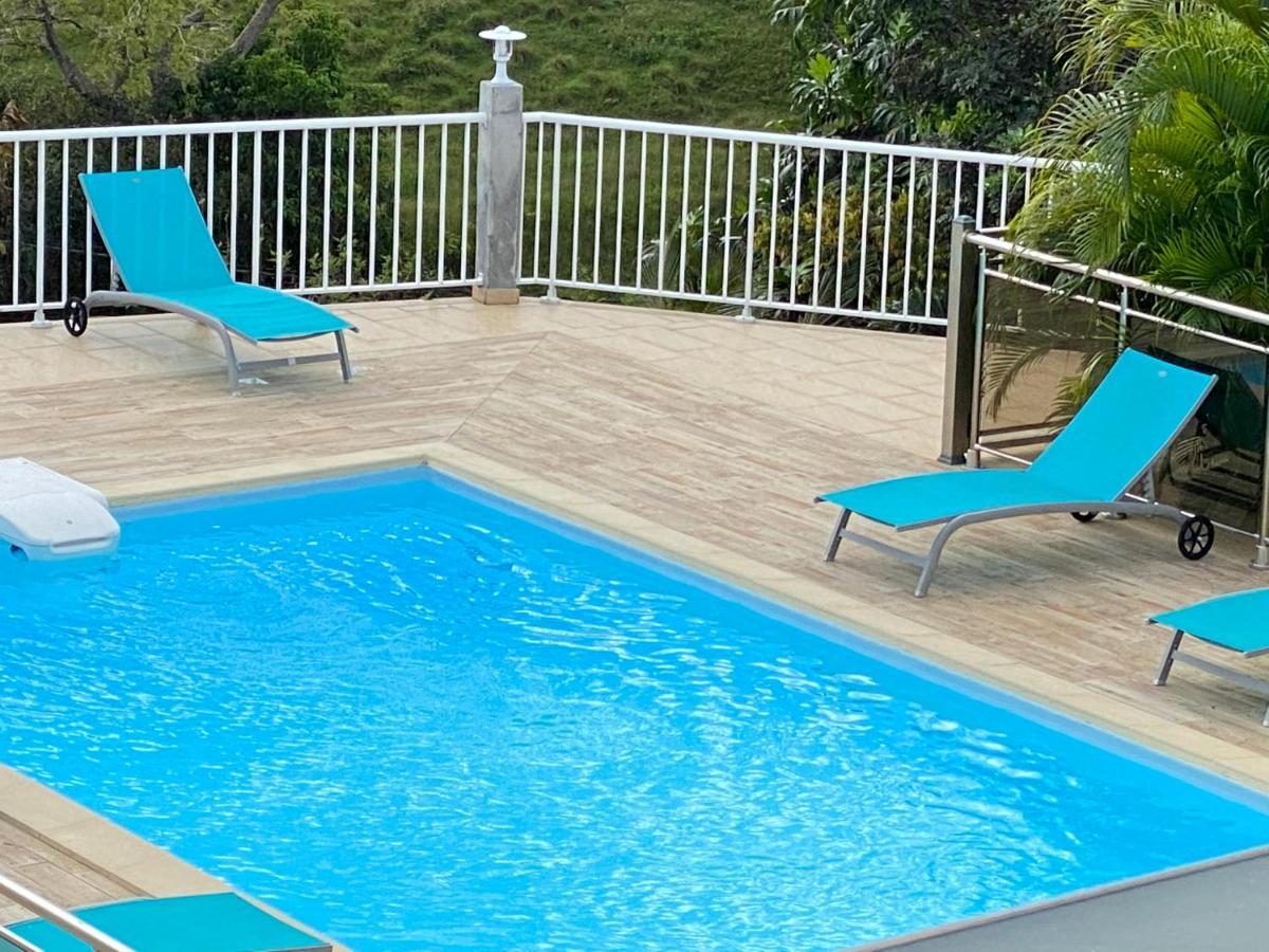 Les Villas Sarah Le Moule Buitenkant foto